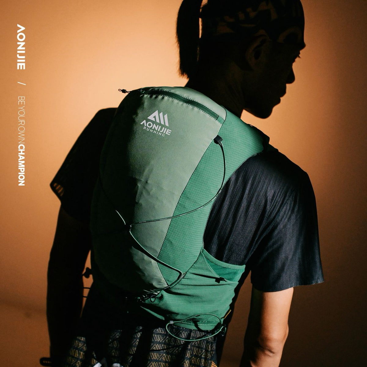 Aonijie Monte Blanc Series 12L Trail Vest w/Flasks